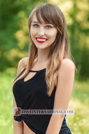 176433 - Svetlana Age: 33 - Ukraine