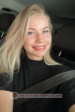 203468 - Yana Age: 21 - Ukraine