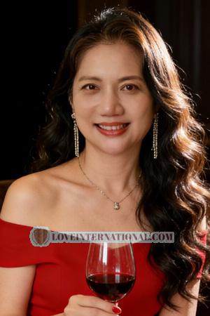 224187 - Sharon Age: 57 - China
