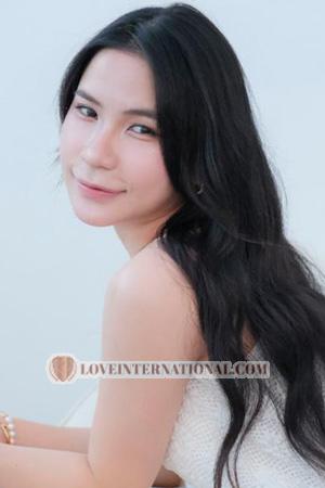 229433 - To To Age: 23 - Vietnam